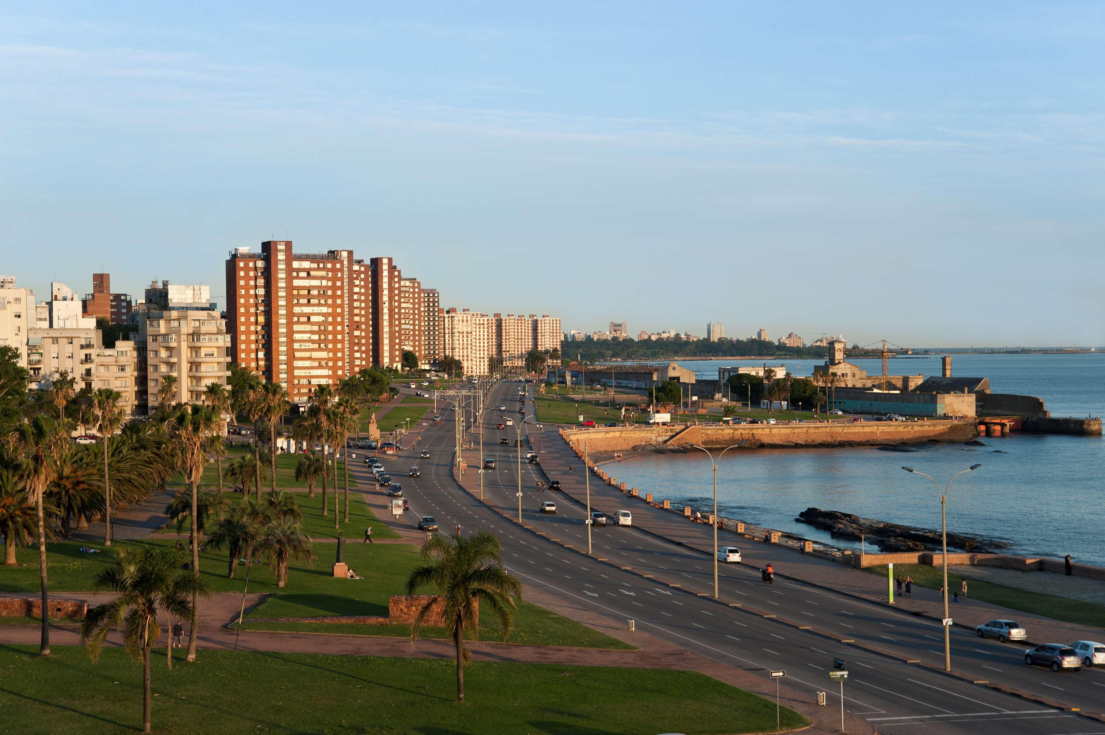 Nh Montevideo Columbia Hotel Kültér fotó